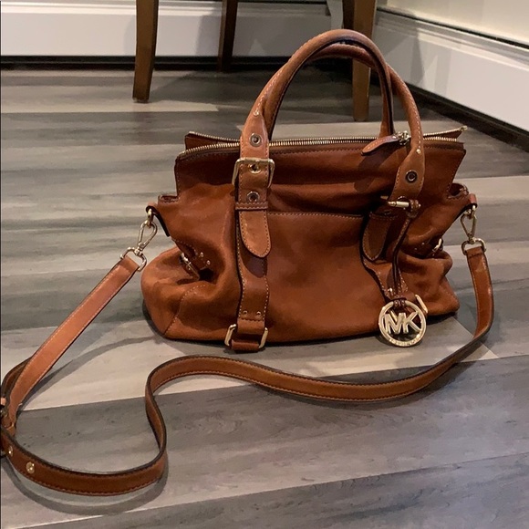 Michael Kors Handbags - Michael Kors Brown Tote Michael Kors Handbags - Michael Kors Brown Tote